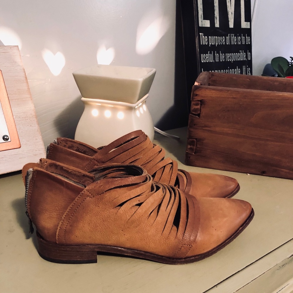 Free People Booties Size 9